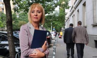 Готви ли се Мая Манолова за кмет на София?