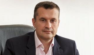 Калоян Методиев: Никола Стоянов е назначен да върши мръсната работа 