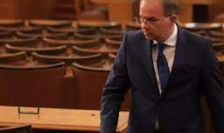 Радомир Чолаков: В историята остават строителите, а не ревизорите