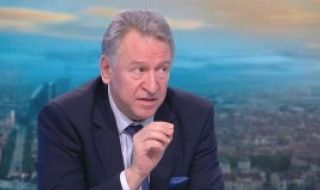 Кацаров: Тестовете за учениците са удобен повод за уронване на престижа и името ми