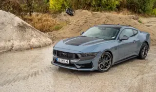 „Истинският“ Ford Mustang запазва V8 за дълго време