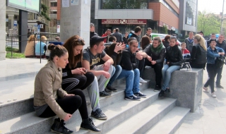 17-годишният убиец остава в ареста