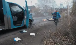 Четирима загинаха при украинска атака с дронове в торова фабрика в Русия