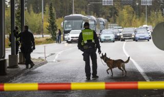 Финландия забрани влизането на руски автомобили