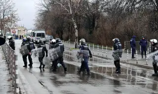 Над две хиляди полицаи и дронове на Левски - ЦСКА