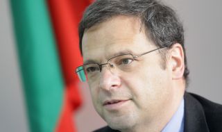 Юлиан Попов: Цените на тока нямат нищо общо със зелената сделка 