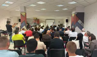 Повече от 100 млади социалисти обсъдиха бъдещето на лявото в България в навечерието на Бузлуджа