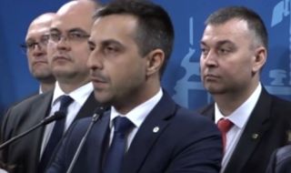 "Възраждане" поискаха прекратяване на техническата подготовка за членство в Еврозоната