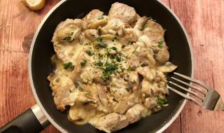 Рецепта за вечеря: Пилешко филе "Рокфор"