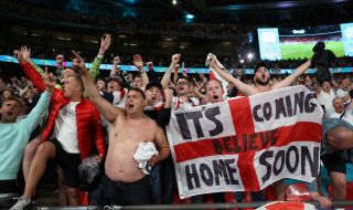 UEFA EURO 2020: Английски фенове атакували датско семейство след 1/2-финала