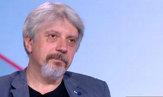 Николай Витанов: Всичко си върви според прогнозите – българската политика и войната