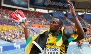 Болт отлага пенсионирането си за 2017