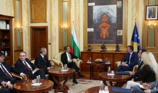 България ще подкрепя изграждане на демократично Косово