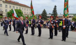 Президентът: Не работя с подставени лица