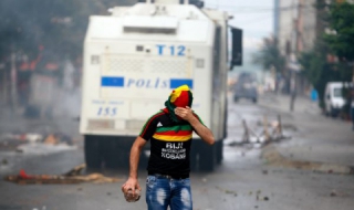 Кюрдски военни обстрелваха турски полицаи с гранатомет