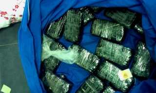 Откриха близо 11 кг хероин, скрит в детска възглавница