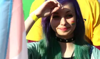 Ще трябва ли България да признава еднополови бракове?