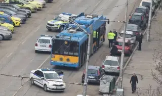 Тролейбус уби жена в София