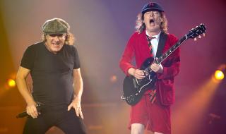 AC/DC избухват с нов албум (ВИДЕО+СНИМКИ)
