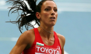 Лалова ще става  "Жена на годината"