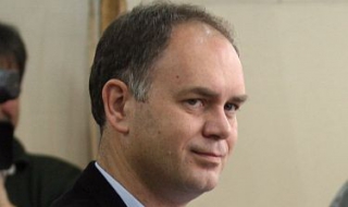 Георги Кадиев пита ДАНС дали са го подслушвали законно