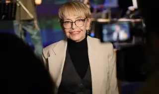 Камелия Тодорова стана баба на трето внуче