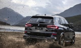 BMW представи ново X5 с междуосие като на X7