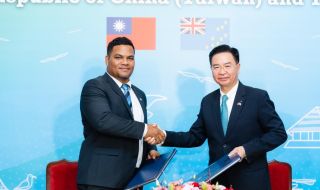 Тайван подписа три споразумения с Тувалу