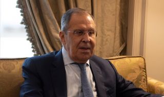 Лавров: Москва не моли санкциите да бъдат свалени
