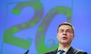 Влизаме в еврозоната най-рано през 2022 г.