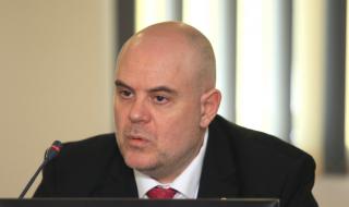 Гешев: За един-два месеца няма да стигнем до гладни бунтове