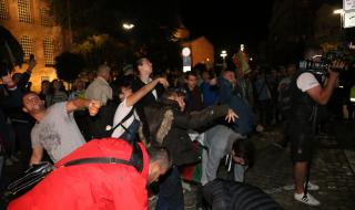 Протестираща е легнала пред колата на здравния министър снощи