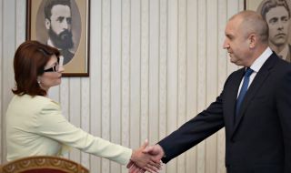 Радев към ГЕРБ-СДС: Как виждате да се решат проблемите на хората покрай въпроса за властта