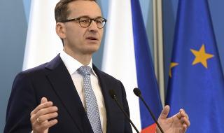 Политически съмнения тресат Полша