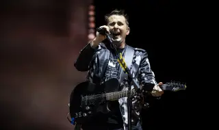 Фронтменът на Muse Мат Белами подаде молба за развод след 7 години брак