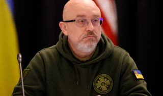 Резников ще постави въпроса за F-16 пред Макрон днес