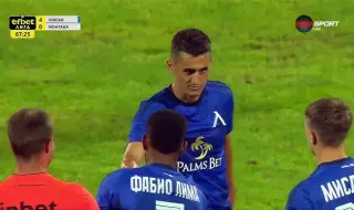 Убедителният лидер Левски се похвали със седем национали