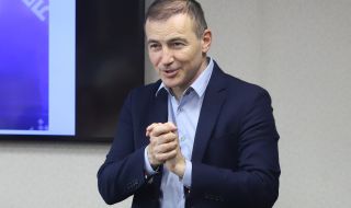 Северна Македония не пусна евродепутата Андрей Ковачев и още четирима българи в страната 