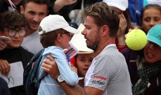 Вавринка с геройска проява преди мача с Григор (ВИДЕО)