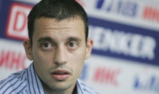 Преместиха мача на Далаклиев