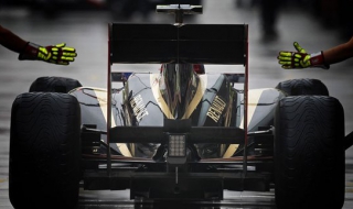 Renault се завръща във Формула 1