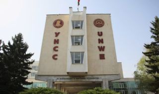 Върнаха на работа в УНСС уволнения доц. Осиковски