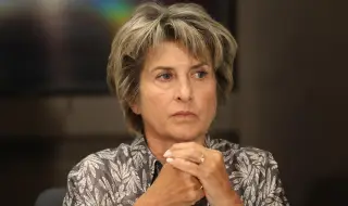  Софийският градски съд отмени избора на Весела Лечева за председател на БОК 