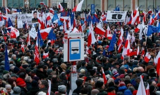 Полша подозира партии, финансирани от Русия