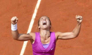 Сензацията Ерани на финал срещу Шарапова