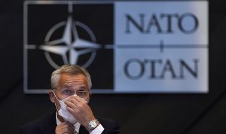 Шефът на НАТО скастри Русия за исканията ѝ относно членството на Украйна
