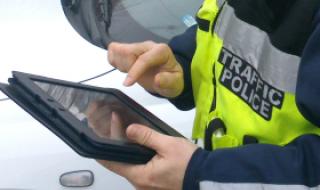 6 пъти повече глоби за шофиране в аварийната лента