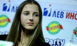 Елизара Янева и Росица Денчева се присъединиха към Националния тенис лагер 