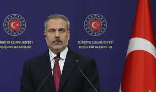 Турският външен министър на посещение в Ирак