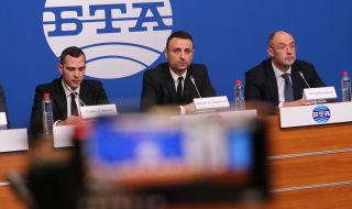 Един от приближените на Бербатов: Венци Стефанов нещо се е объркал - ние го чакахме при хората на протеста